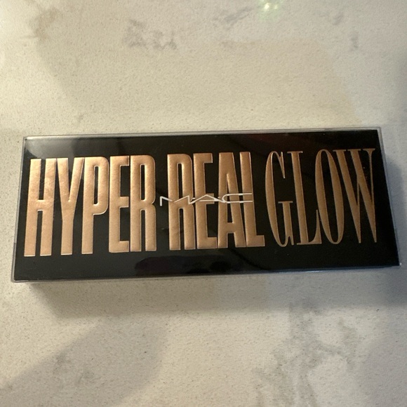 MAC Retro Matte Liquid Lip Metallic Rose&hyper real glow flash+Awe  Highlighter - Picture 4 of 11